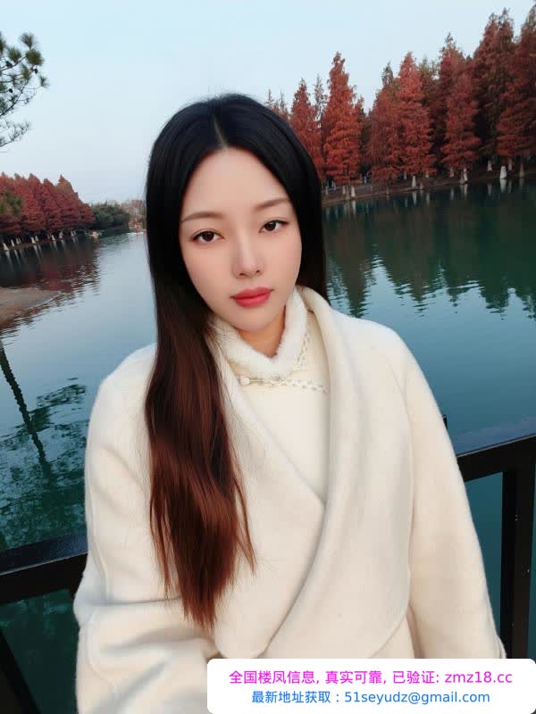 童颜巨乳小美女