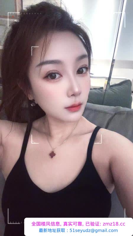 瑜伽教练景汐妹妹