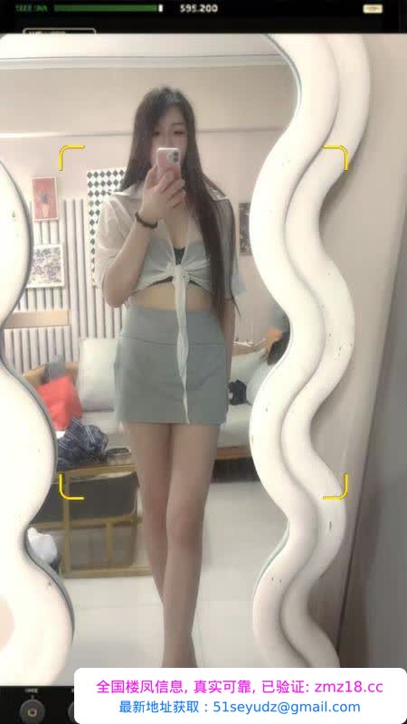 白丝高跟长腿学妹