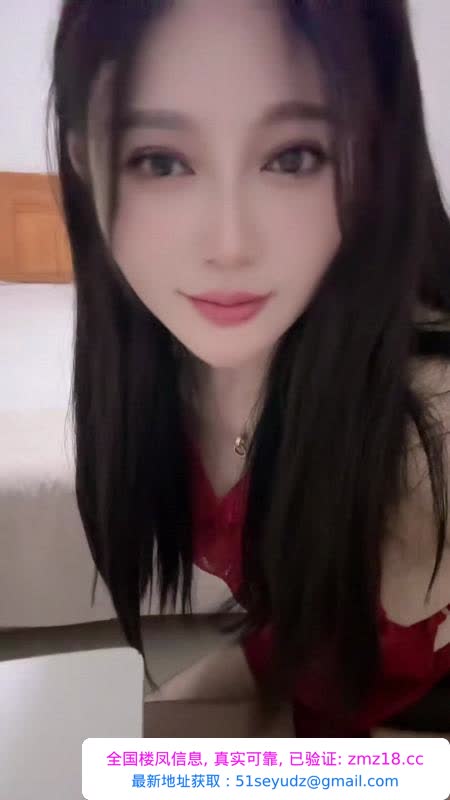 微胖大奶骚人妻