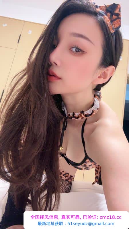 超会舔的小人妻