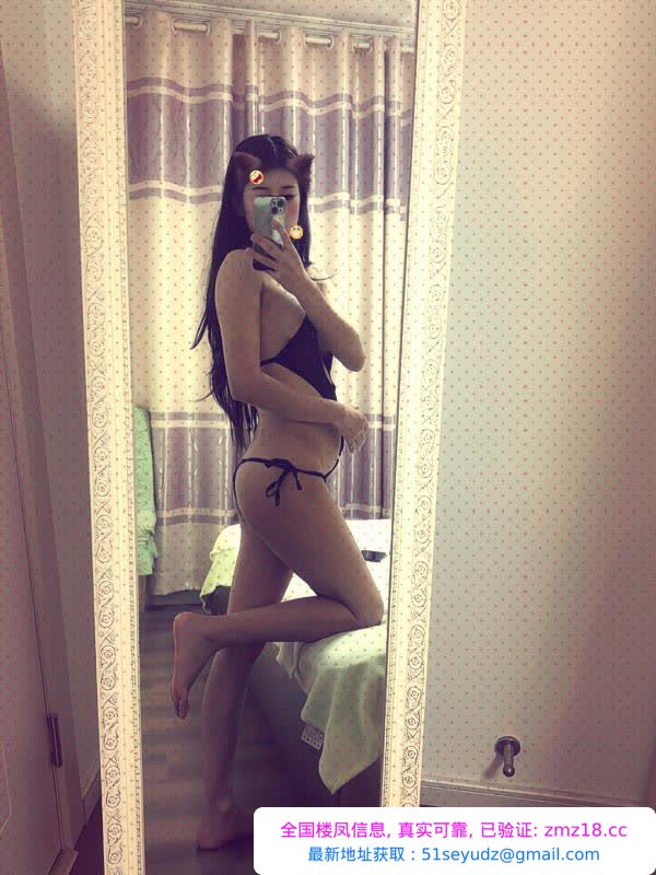 二刷性感长腿骚女