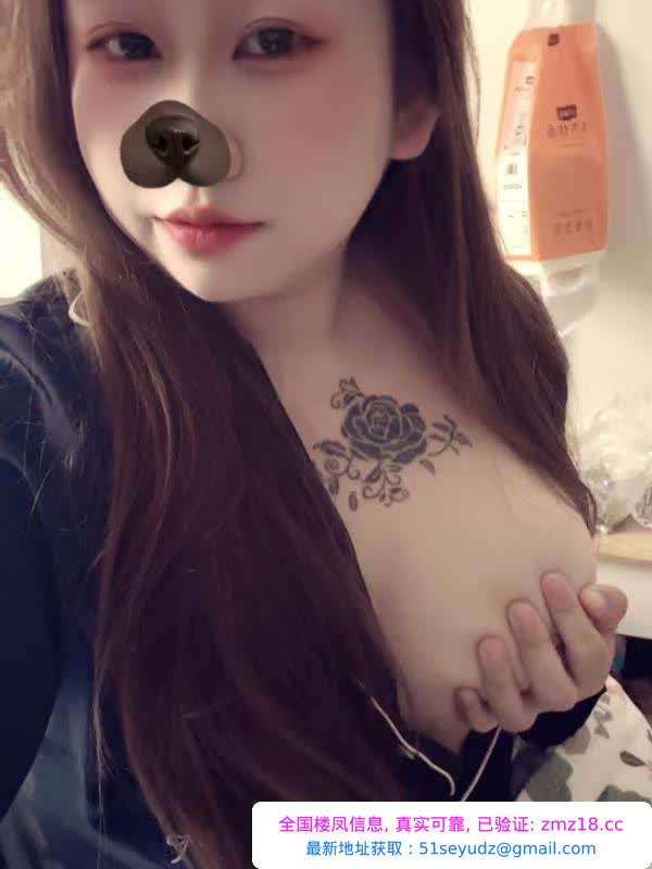 n刷巨乳肥臀小美女