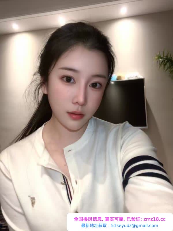 江宁颜值美女沐沐