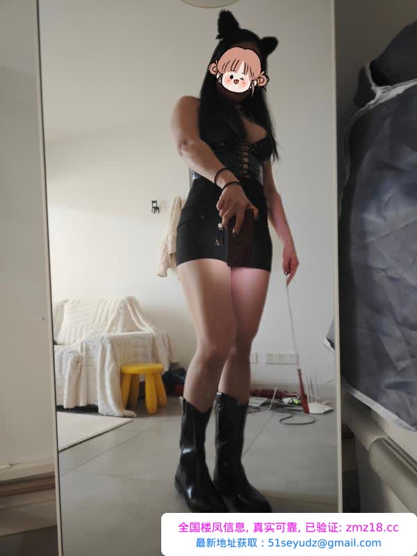 欧美身材的性感小母狗