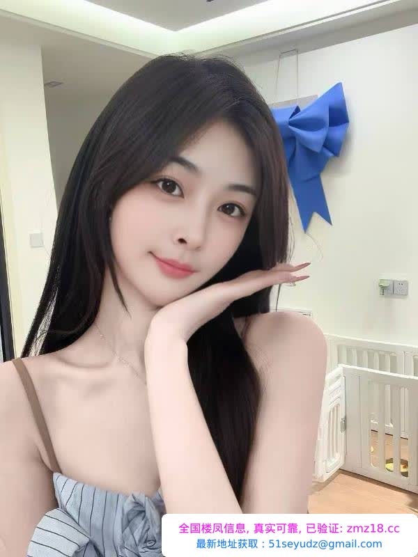 可爱成熟美少女