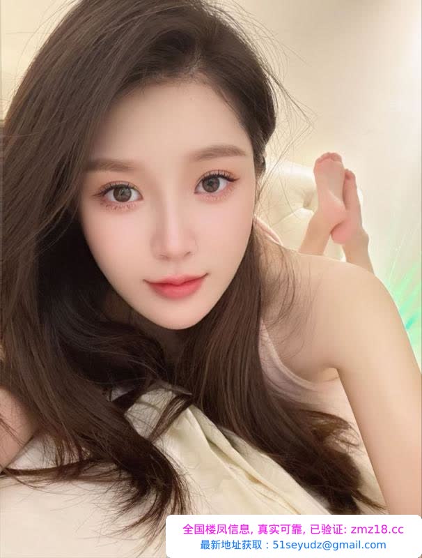 服务系颜值悠悠老师