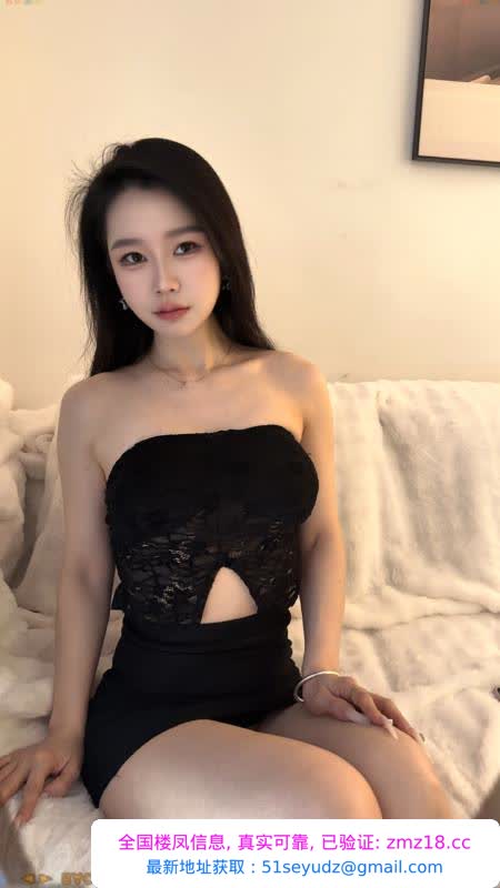 可拍AV舌吻娜娜