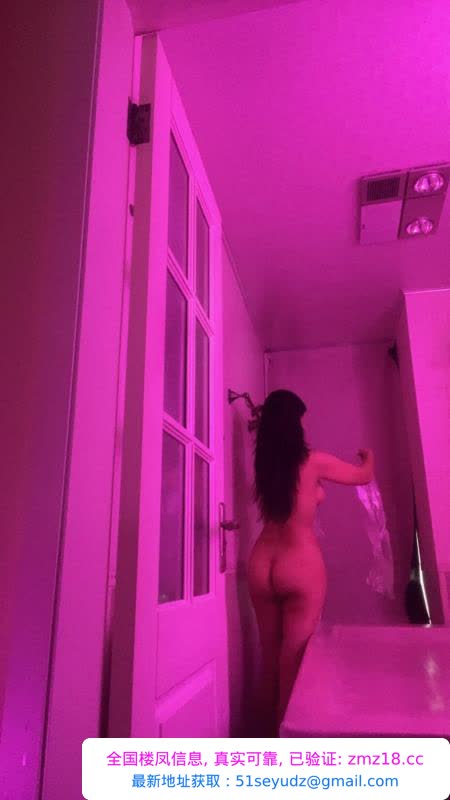 万象城水床可乐