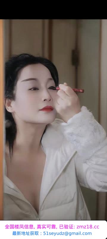 颜值在线的熟女姐姐