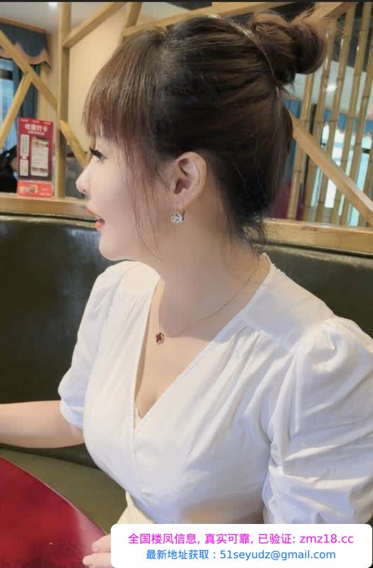 南门大胸骚御姐