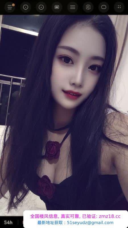 服务系大奶骚女夏老师