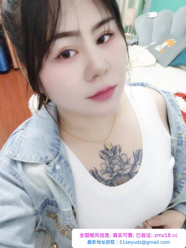 包河三通大胸女