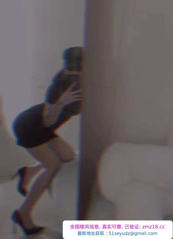 微胖高跟丝袜美妞