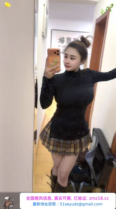 很骚的大胸静静