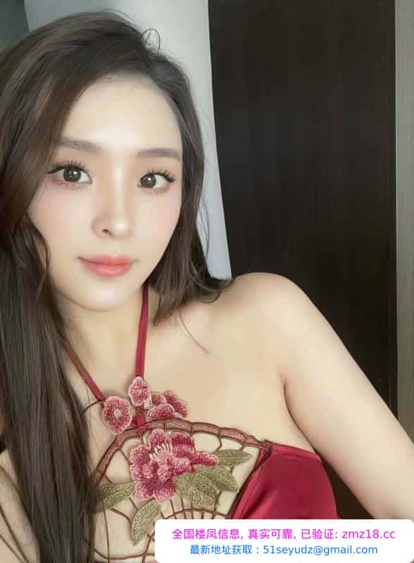 高挑风骚巨乳小米粒