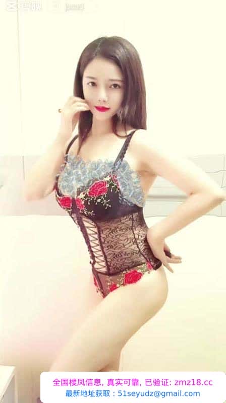 三刷武侯性感大奶御姐