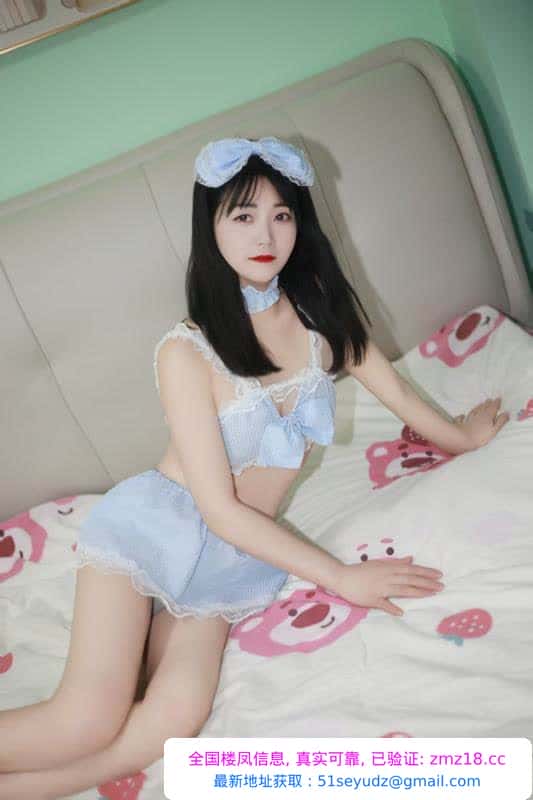 苏州白嫩低胸情趣少妇