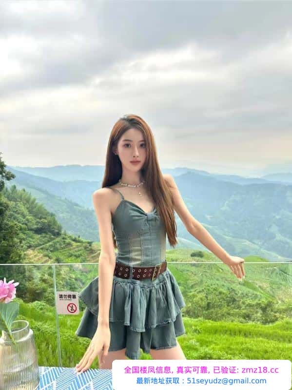 清纯甜美气质白小纯