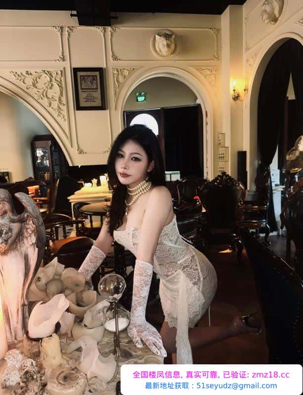 高颜值大臀模特