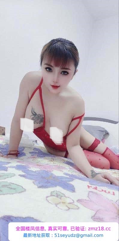 巨乳服务型小姐姐