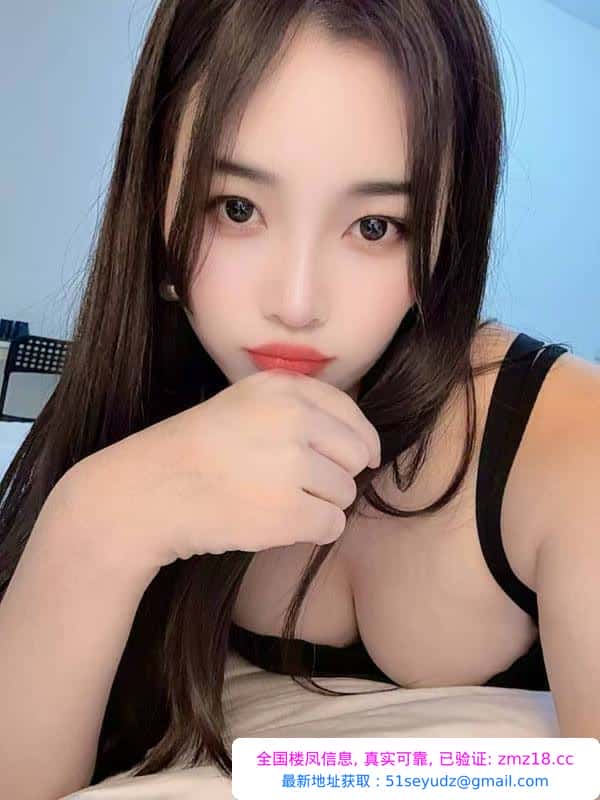 丰满大胸水多月儿