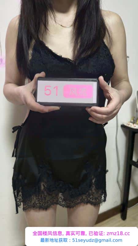 爱跑马拉松的小姐姐