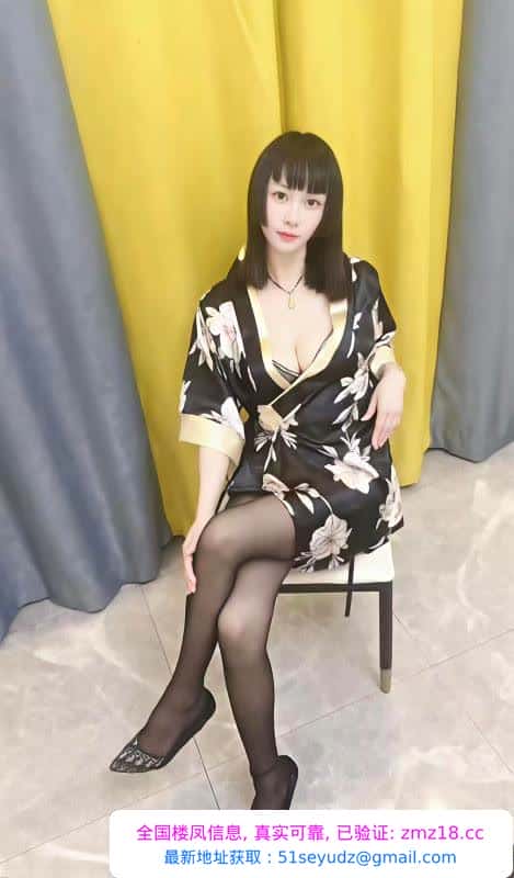 静安大奶肥臀小骚妇