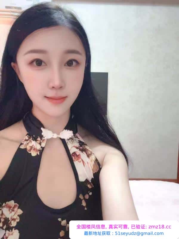 光谷旗袍小仙女