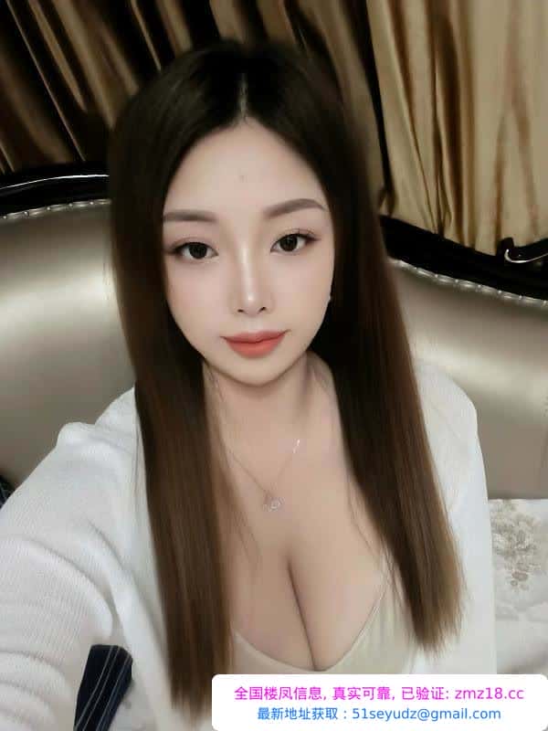 武进大胸小美女