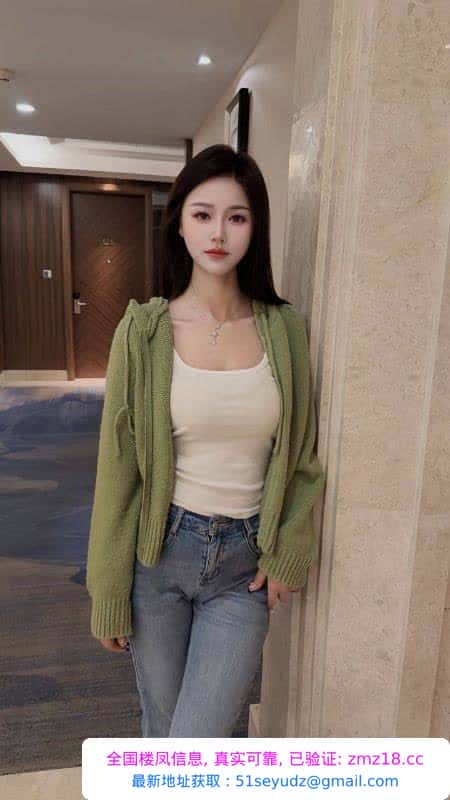 常平身材好颜值嫩妹