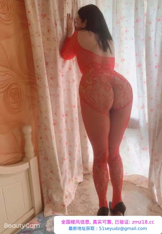 温柔肥臀黑丝熟女