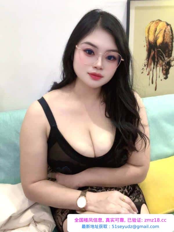 天然F奶雪莉老师