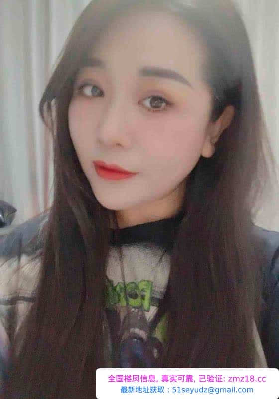 滨江肥臀卡戴珊