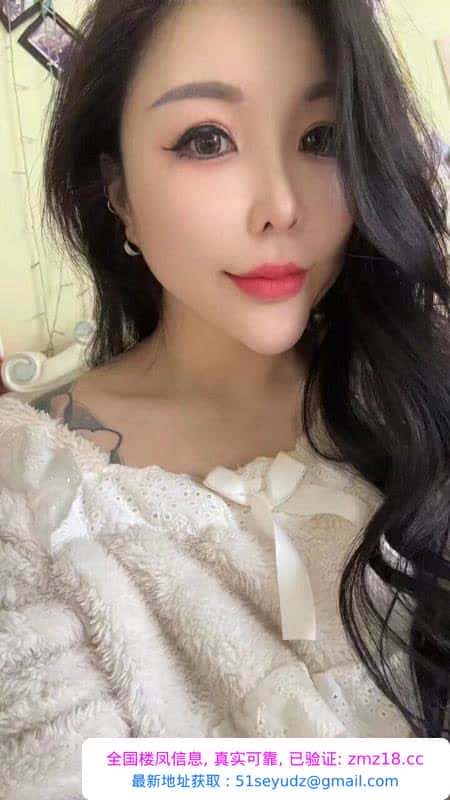 丰满肥臀小野猫