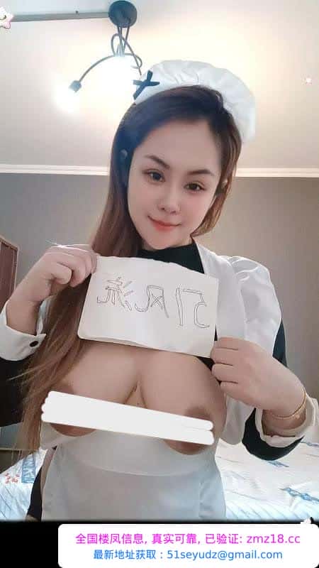 体验潮喷巨乳大奶牛