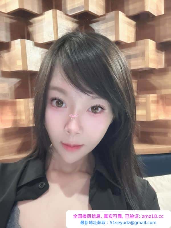 小店温柔反差少妇