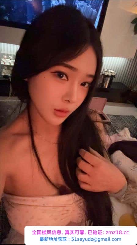东站巨乳颜值小乔