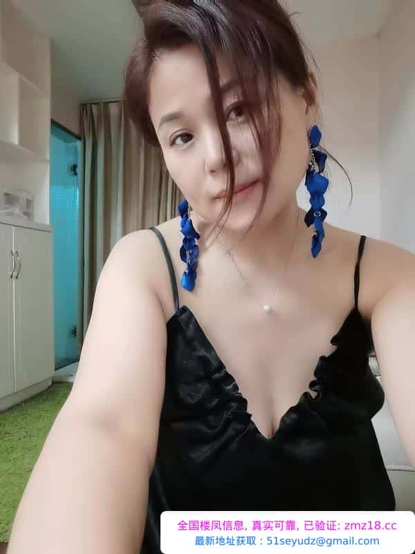 建邺风情韵味老板娘