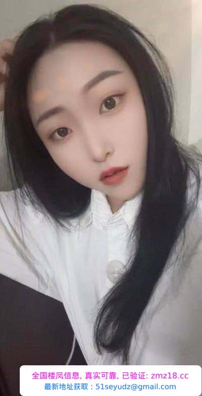 风骚性感花胸妹子