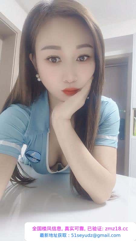 性感丰乳美少妇