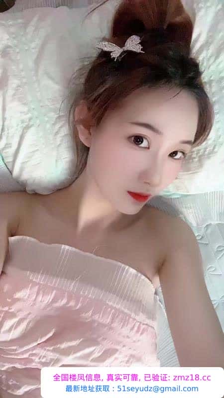紧致多汁白虎妹