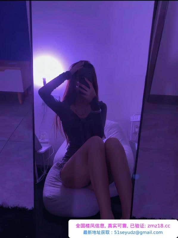 长腿风骚雅妹