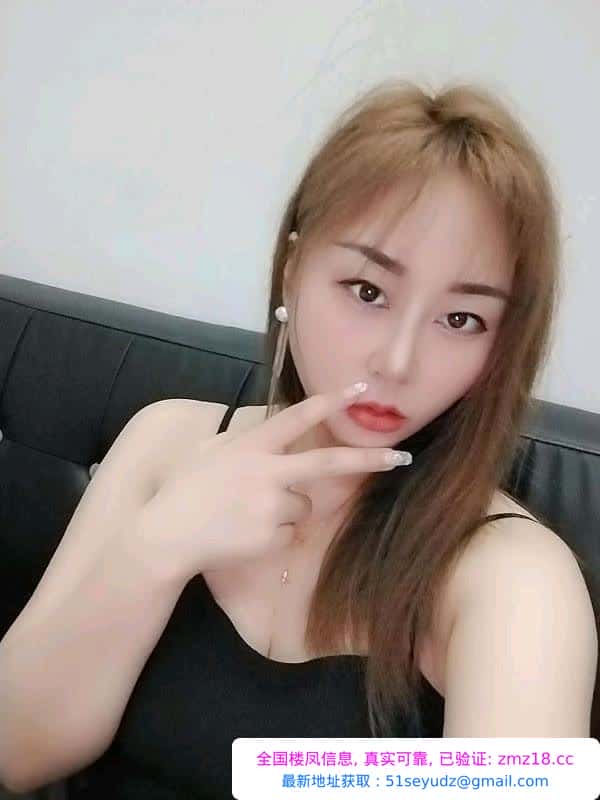 巨乳服务型小姐姐