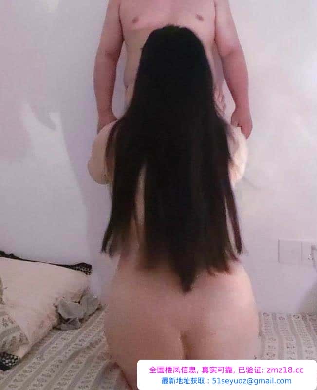 硚口喷水小骚妹