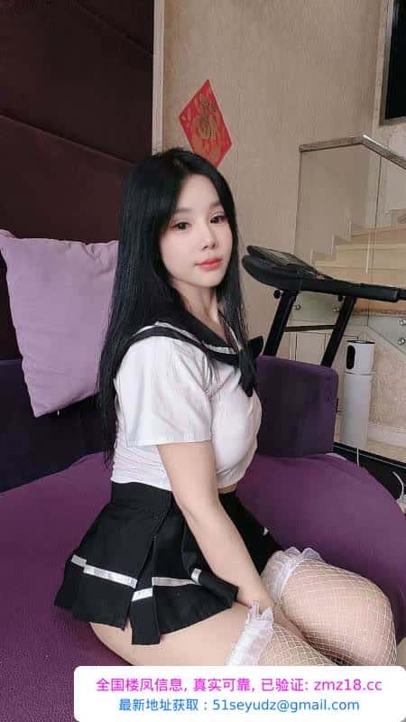 南站白嫩妹妹