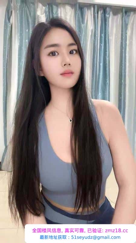 瑜伽系诗曼