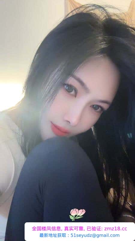 兼职会夹的邻家御姐