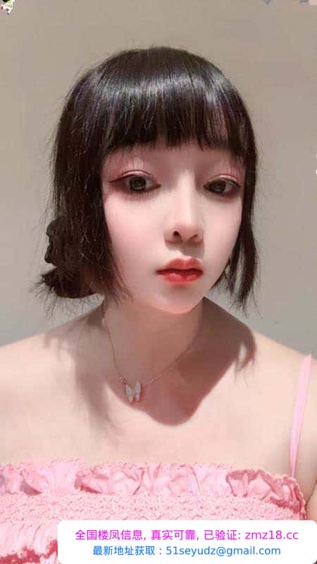 大胸肥臀少妇