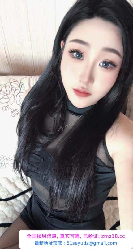 巨乳小骚货